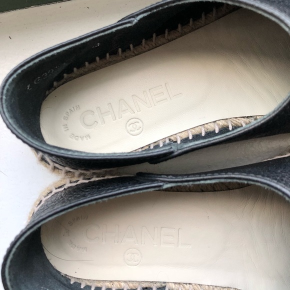🚫SOLD AUTH Chanel Black Pebbled Espadrilles 35 5 - Picture 2 of 8